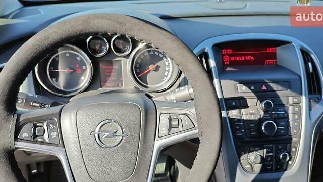 Опель Астра 2012 у Одесі на Automoto.ua Сірий Опель Астра, об'ємом двигуна 1.7 л та пробігом 254 тис. км за 8300 $, фото 1 на Automoto.ua