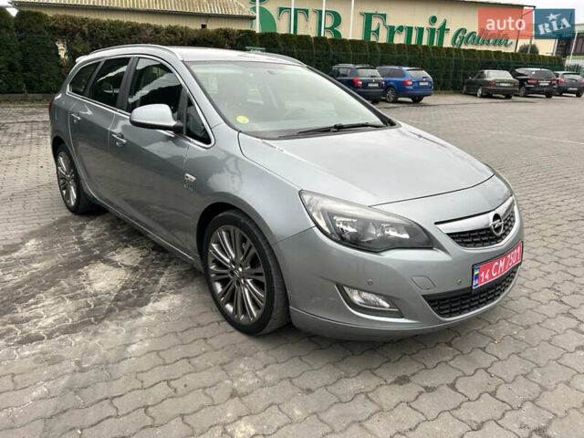 Сірий Опель Астра, об'ємом двигуна 1.7 л та пробігом 185 тис. км за 7500 $, фото 2 на Automoto.ua