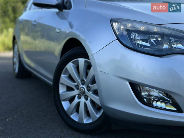 Сірий Опель Астра, об'ємом двигуна 1.7 л та пробігом 272 тис. км за 7100 $, фото 20 на Automoto.ua