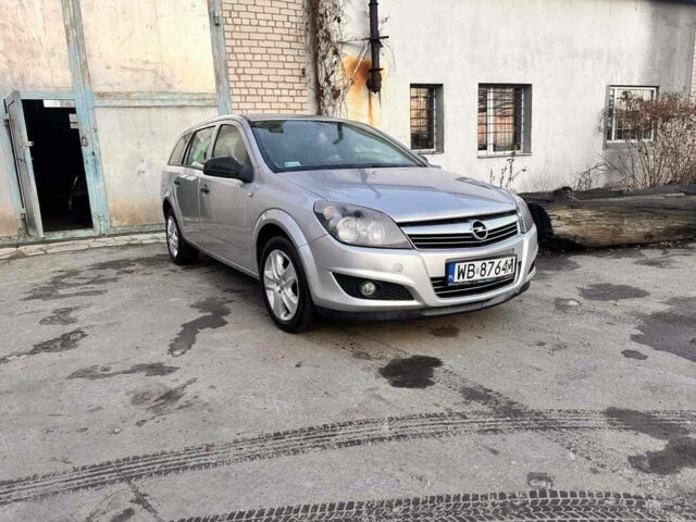 Сірий Опель Астра, об'ємом двигуна 1.7 л та пробігом 250 тис. км за 2750 $, фото 1 на Automoto.ua