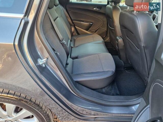 Серый Опель Астра, объемом двигателя 1.6 л и пробегом 184 тыс. км за 9900 $, фото 31 на Automoto.ua