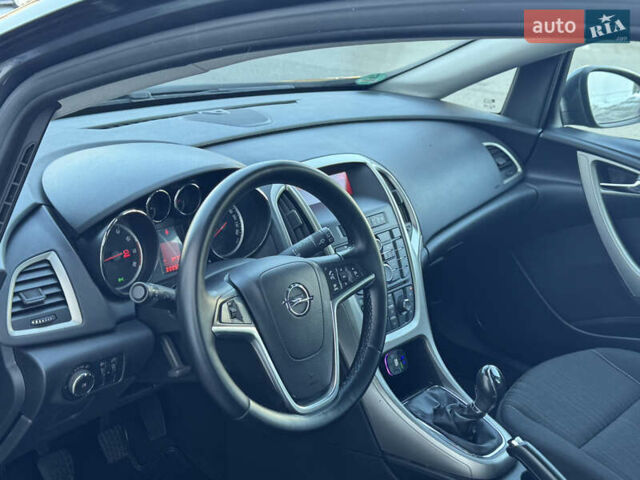 Серый Опель Астра, объемом двигателя 1.6 л и пробегом 222 тыс. км за 5950 $, фото 11 на Automoto.ua