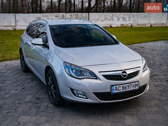 Сірий Опель Астра, об'ємом двигуна 1.7 л та пробігом 270 тис. км за 7500 $, фото 5 на Automoto.ua