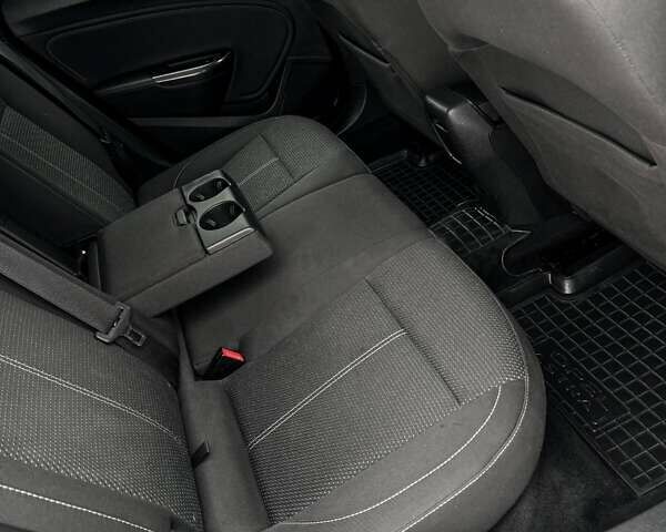 Серый Опель Астра, объемом двигателя 1.6 л и пробегом 200 тыс. км за 8700 $, фото 61 на Automoto.ua