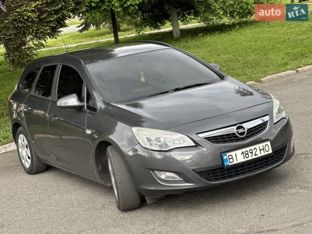 Сірий Опель Астра, об'ємом двигуна 1.3 л та пробігом 220 тис. км за 7100 $, фото 41 на Automoto.ua