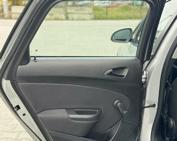 Опель Астра 2012 у Вінниці на Automoto.ua Сірий Опель Астра, об'ємом двигуна 1.7 л та пробігом 212 тис. км за 7900 $, фото 27 на Automoto.ua