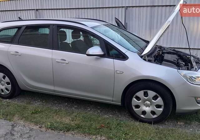Опель Астра 2012 у Калуше на Automoto.ua Сірий Опель Астра, об'ємом двигуна 1.69 л та пробігом 254 тис. км за 7300 $, фото 10 на Automoto.ua