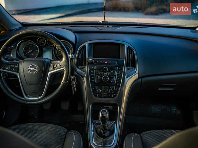 Сірий Опель Астра, об'ємом двигуна 1.7 л та пробігом 270 тис. км за 7500 $, фото 28 на Automoto.ua