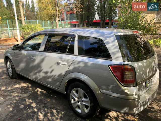 Сірий Опель Астра, об'ємом двигуна 1.6 л та пробігом 252 тис. км за 6500 $, фото 4 на Automoto.ua