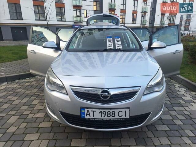 Серый Опель Астра, объемом двигателя 1.7 л и пробегом 270 тыс. км за 6750 $, фото 21 на Automoto.ua