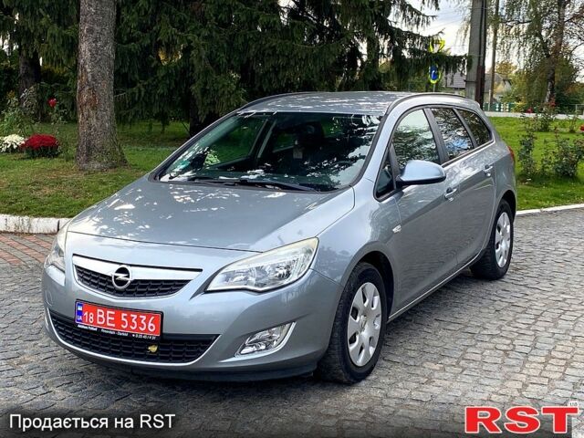 Серый Опель Астра, объемом двигателя 1.6 л и пробегом 205 тыс. км за 6900 $, фото 2 на Automoto.ua