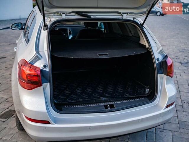 Сірий Опель Астра, об'ємом двигуна 1.7 л та пробігом 270 тис. км за 7500 $, фото 13 на Automoto.ua