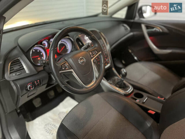 Сірий Опель Астра, об'ємом двигуна 1.7 л та пробігом 269 тис. км за 7900 $, фото 46 на Automoto.ua