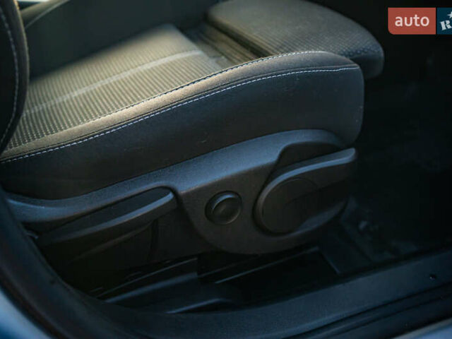 Сірий Опель Астра, об'ємом двигуна 1.7 л та пробігом 270 тис. км за 7500 $, фото 19 на Automoto.ua