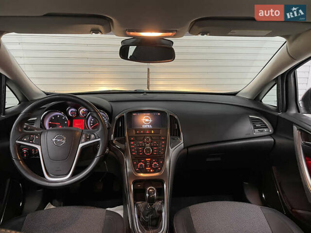 Сірий Опель Астра, об'ємом двигуна 1.7 л та пробігом 269 тис. км за 7900 $, фото 49 на Automoto.ua