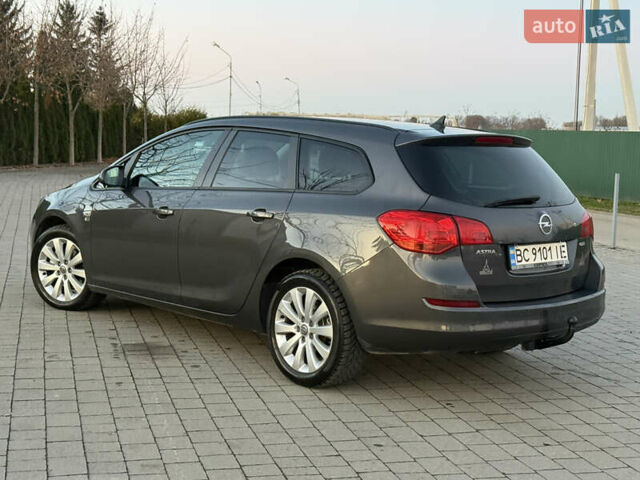 Серый Опель Астра, объемом двигателя 1.7 л и пробегом 215 тыс. км за 7350 $, фото 2 на Automoto.ua
