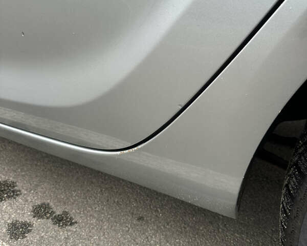 Серый Опель Астра, объемом двигателя 1.69 л и пробегом 178 тыс. км за 6200 $, фото 23 на Automoto.ua