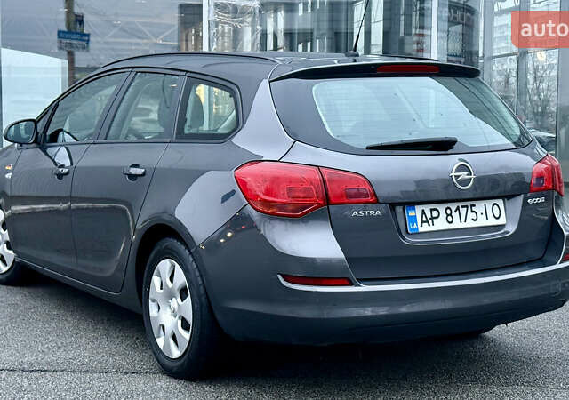 Сірий Опель Астра, об'ємом двигуна 1.3 л та пробігом 182 тис. км за 7300 $, фото 6 на Automoto.ua