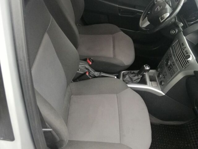 Сірий Опель Астра, об'ємом двигуна 1.7 л та пробігом 300 тис. км за 6200 $, фото 16 на Automoto.ua