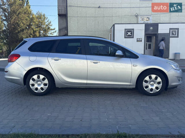 Сірий Опель Астра, об'ємом двигуна 1.7 л та пробігом 244 тис. км за 5999 $, фото 7 на Automoto.ua