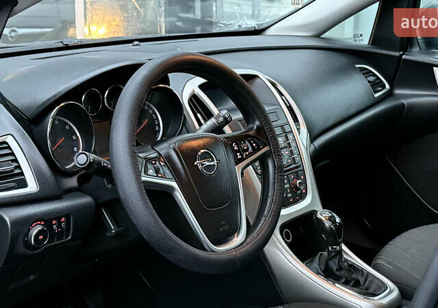 Сірий Опель Астра, об'ємом двигуна 1.3 л та пробігом 182 тис. км за 7300 $, фото 15 на Automoto.ua
