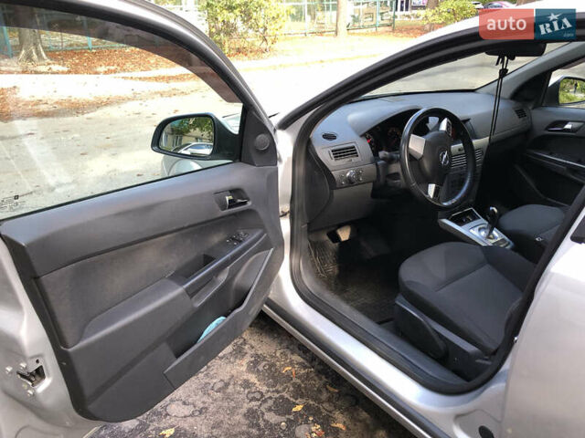 Сірий Опель Астра, об'ємом двигуна 1.6 л та пробігом 252 тис. км за 6500 $, фото 5 на Automoto.ua