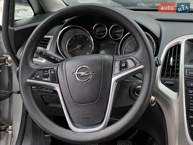 Сірий Опель Астра, об'ємом двигуна 1.7 л та пробігом 298 тис. км за 6250 $, фото 39 на Automoto.ua