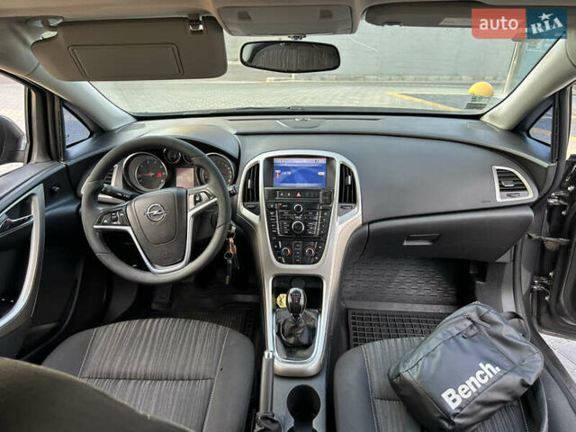 Сірий Опель Астра, об'ємом двигуна 1.3 л та пробігом 300 тис. км за 6499 $, фото 9 на Automoto.ua