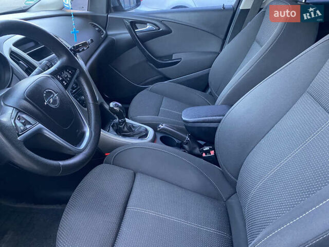 Сірий Опель Астра, об'ємом двигуна 1.7 л та пробігом 245 тис. км за 7000 $, фото 14 на Automoto.ua