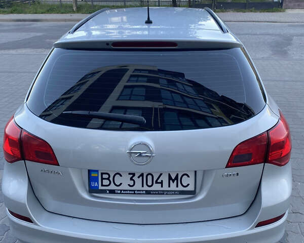 Сірий Опель Астра, об'ємом двигуна 1.7 л та пробігом 245 тис. км за 7000 $, фото 5 на Automoto.ua