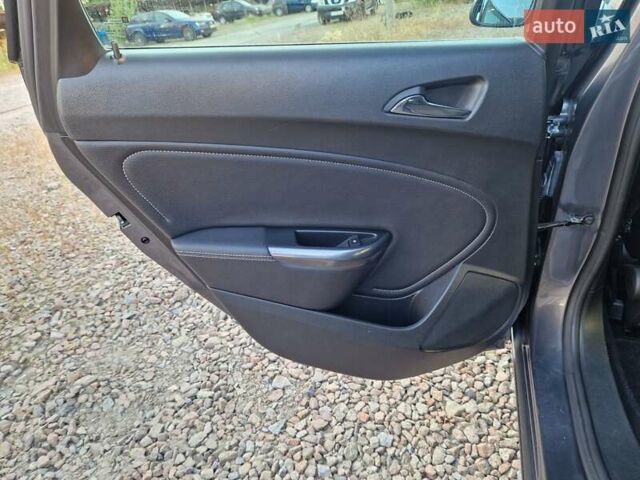 Серый Опель Астра, объемом двигателя 1.6 л и пробегом 184 тыс. км за 9900 $, фото 30 на Automoto.ua