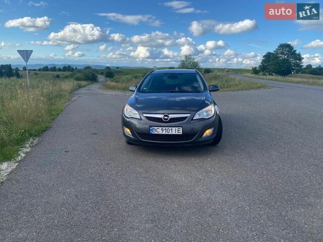 Сірий Опель Астра, об'ємом двигуна 1.69 л та пробігом 227 тис. км за 6698 $, фото 2 на Automoto.ua