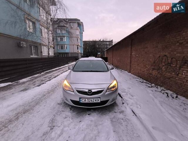 Сірий Опель Астра, об'ємом двигуна 1.7 л та пробігом 255 тис. км за 7000 $, фото 26 на Automoto.ua