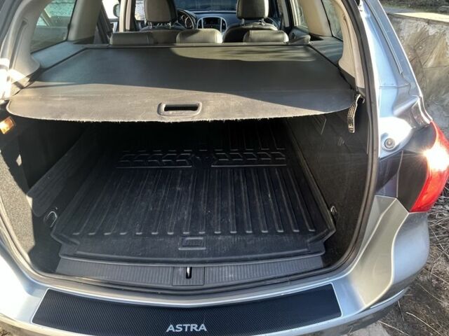 Серый Опель Астра, объемом двигателя 1.6 л и пробегом 214 тыс. км за 7500 $, фото 18 на Automoto.ua