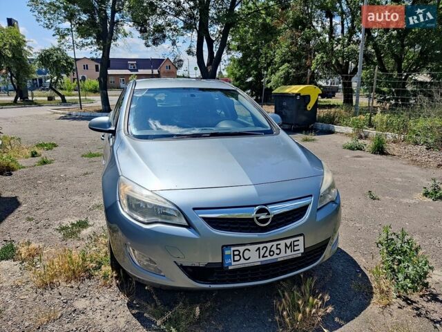Серый Опель Астра, объемом двигателя 1.69 л и пробегом 220 тыс. км за 5500 $, фото 33 на Automoto.ua