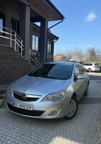 Сірий Опель Астра, об'ємом двигуна 1.7 л та пробігом 378 тис. км за 6500 $, фото 19 на Automoto.ua