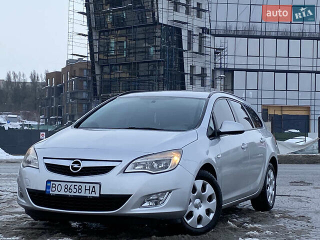 Сірий Опель Астра, об'ємом двигуна 1.7 л та пробігом 298 тис. км за 6250 $, фото 2 на Automoto.ua
