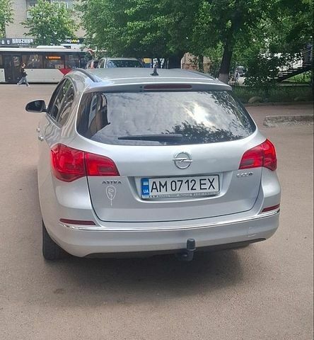 Сірий Опель Астра, об'ємом двигуна 1.7 л та пробігом 327 тис. км за 6999 $, фото 2 на Automoto.ua