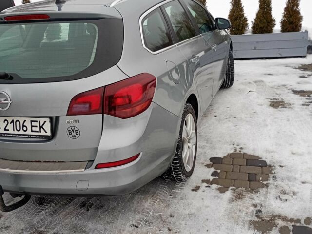Серый Опель Астра, объемом двигателя 1.7 л и пробегом 270 тыс. км за 5500 $, фото 7 на Automoto.ua