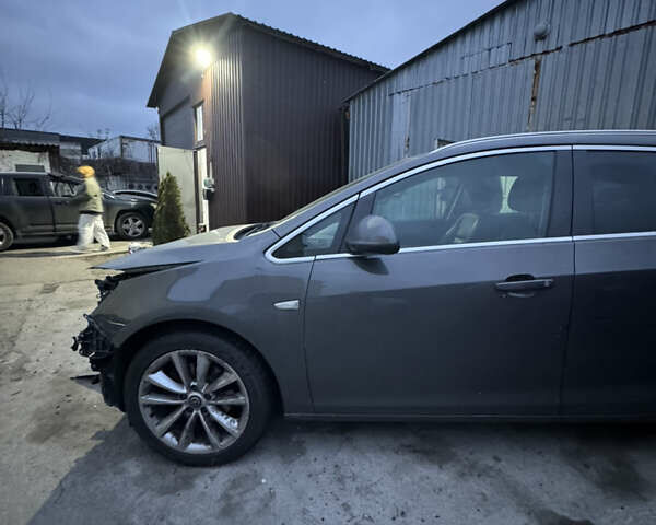 Серый Опель Астра, объемом двигателя 1.96 л и пробегом 221 тыс. км за 4600 $, фото 2 на Automoto.ua