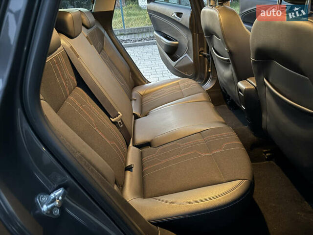 Серый Опель Астра, объемом двигателя 1.7 л и пробегом 215 тыс. км за 7350 $, фото 48 на Automoto.ua