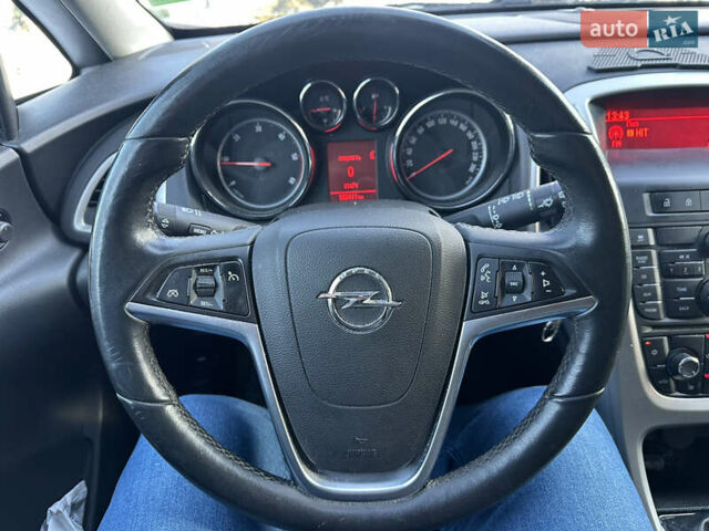 Серый Опель Астра, объемом двигателя 1.69 л и пробегом 180 тыс. км за 7500 $, фото 26 на Automoto.ua