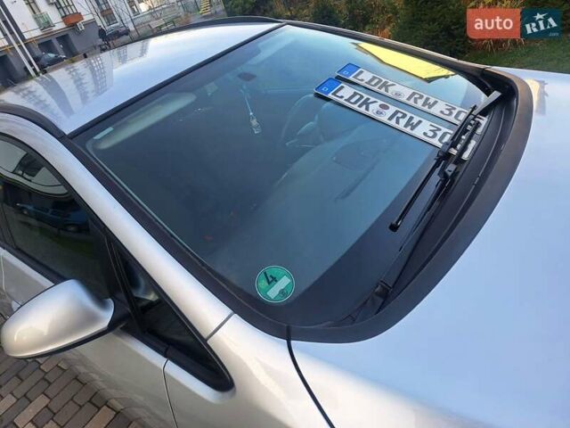 Серый Опель Астра, объемом двигателя 1.7 л и пробегом 270 тыс. км за 6750 $, фото 53 на Automoto.ua