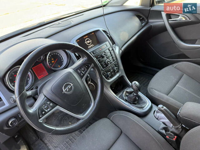 Сірий Опель Астра, об'ємом двигуна 1.69 л та пробігом 229 тис. км за 6999 $, фото 34 на Automoto.ua