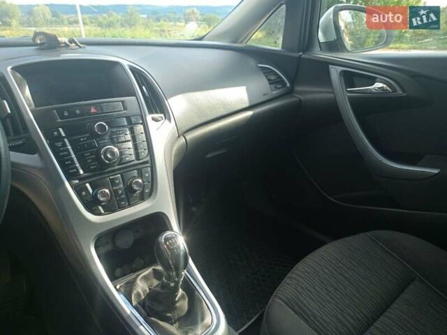 Серый Опель Астра, объемом двигателя 1.69 л и пробегом 191 тыс. км за 7600 $, фото 10 на Automoto.ua