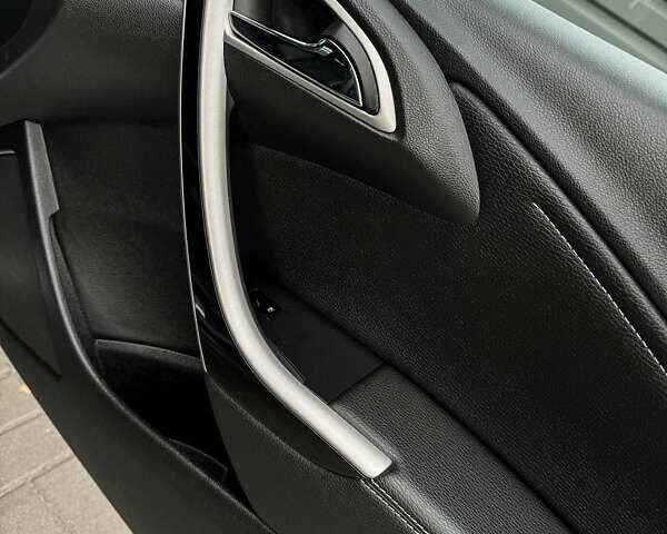 Сірий Опель Астра, об'ємом двигуна 1.6 л та пробігом 170 тис. км за 9200 $, фото 52 на Automoto.ua