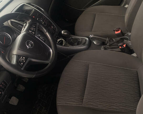 Серый Опель Астра, объемом двигателя 1.69 л и пробегом 283 тыс. км за 6900 $, фото 10 на Automoto.ua