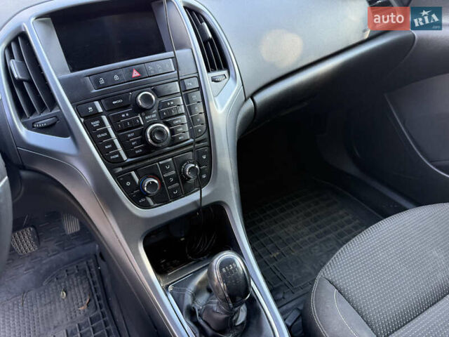 Сірий Опель Астра, об'ємом двигуна 1.69 л та пробігом 229 тис. км за 6999 $, фото 37 на Automoto.ua