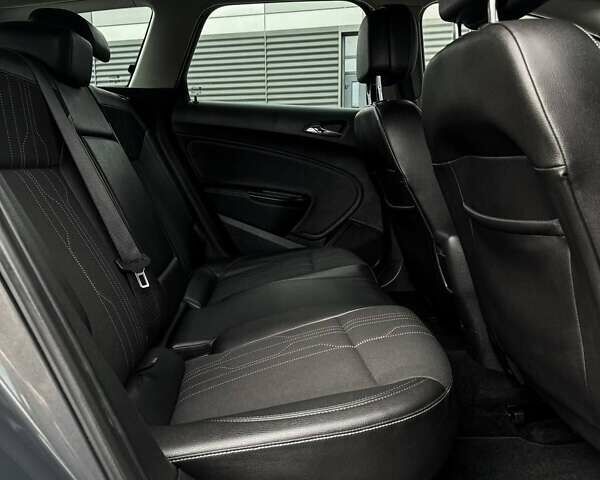 Сірий Опель Астра, об'ємом двигуна 1.6 л та пробігом 170 тис. км за 9200 $, фото 45 на Automoto.ua