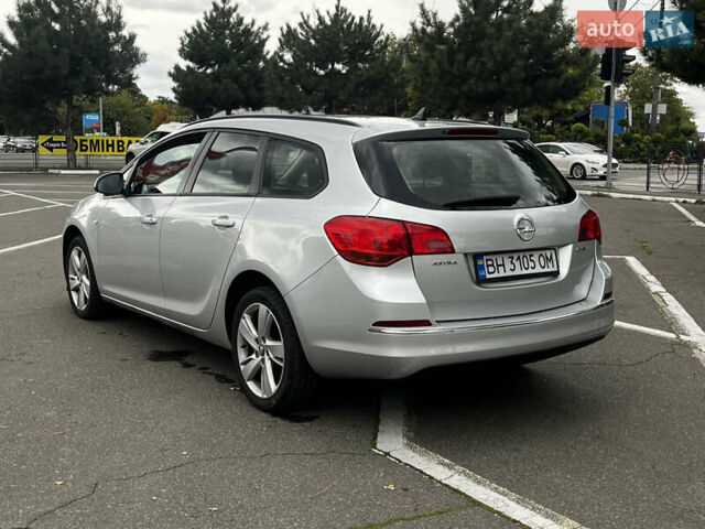 Опель Астра 2013 в Одессе на Automoto.ua Серый Опель Астра, объемом двигателя 1.69 л и пробегом 193 тыс. км за 7200 $, фото 7 на Automoto.ua